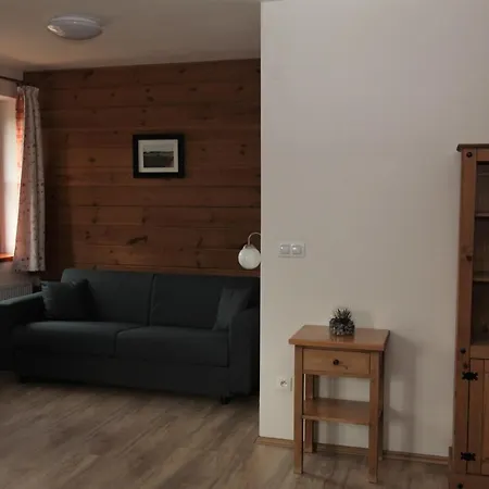 Madr Hotel 3*