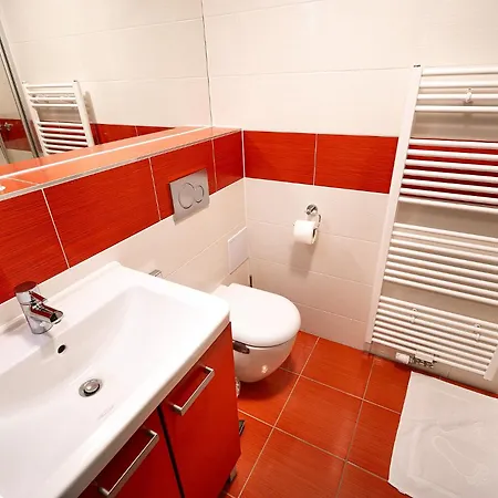 Madr 3* 모드라바