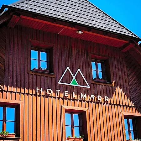 Madr Hotel 3*