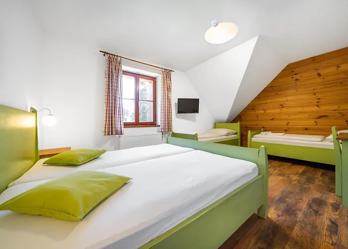 Madr Otel